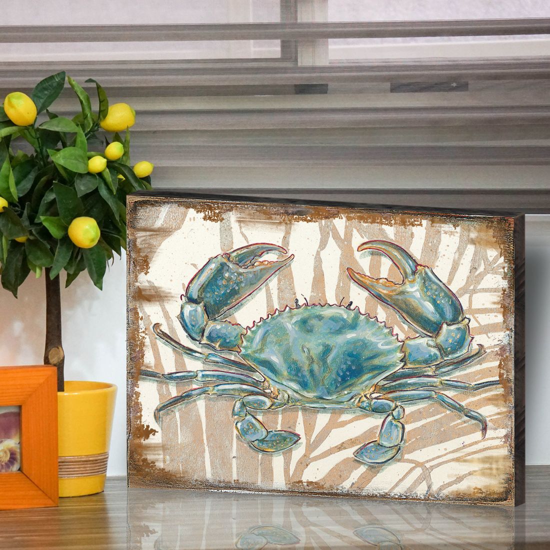 Tangerang Crab — Handcrafted Coastal Wooden Wall Art (Nature Wonders 95224‑2B)